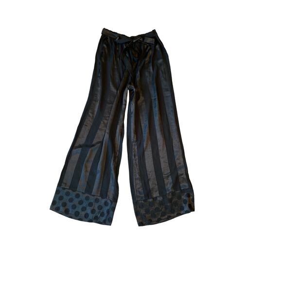 NWOT Victoria's Secret STUNNING 2 Pc Lounge Set Black Women's Size M/L - Picture 11 of 13